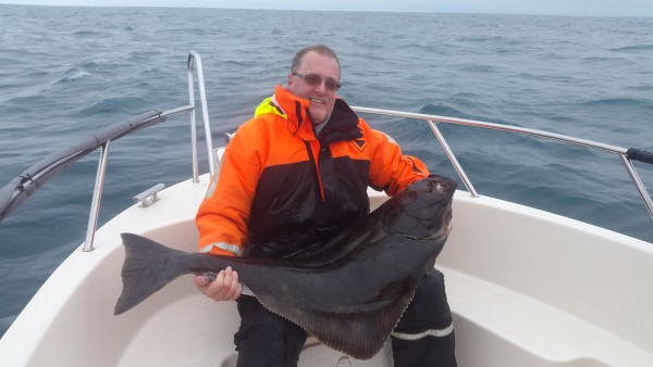 Per-inge med en mycket fin flundra på hela 130 cm